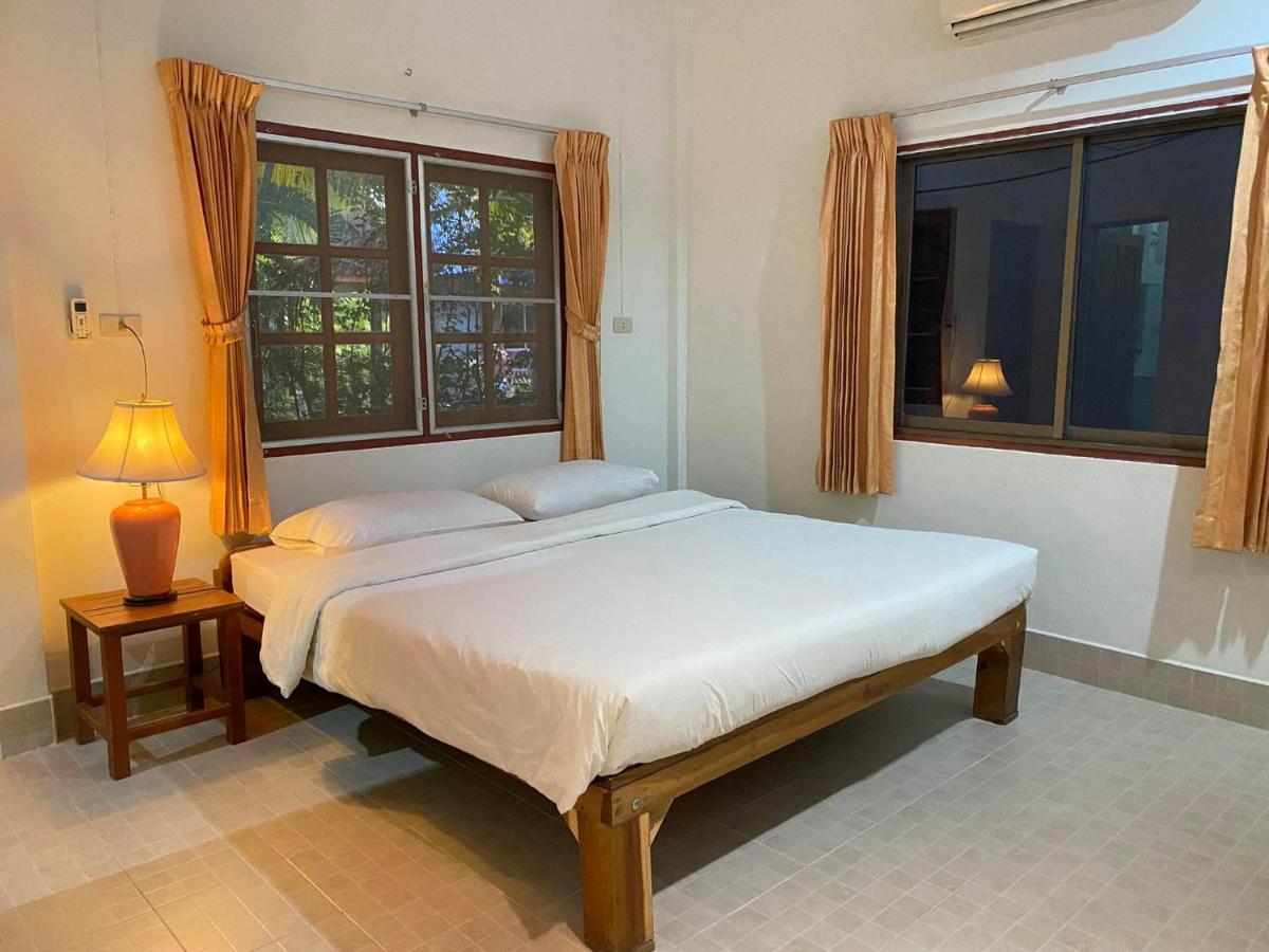 Coconut Bungalow Nai Yang Ngoại thất bức ảnh
