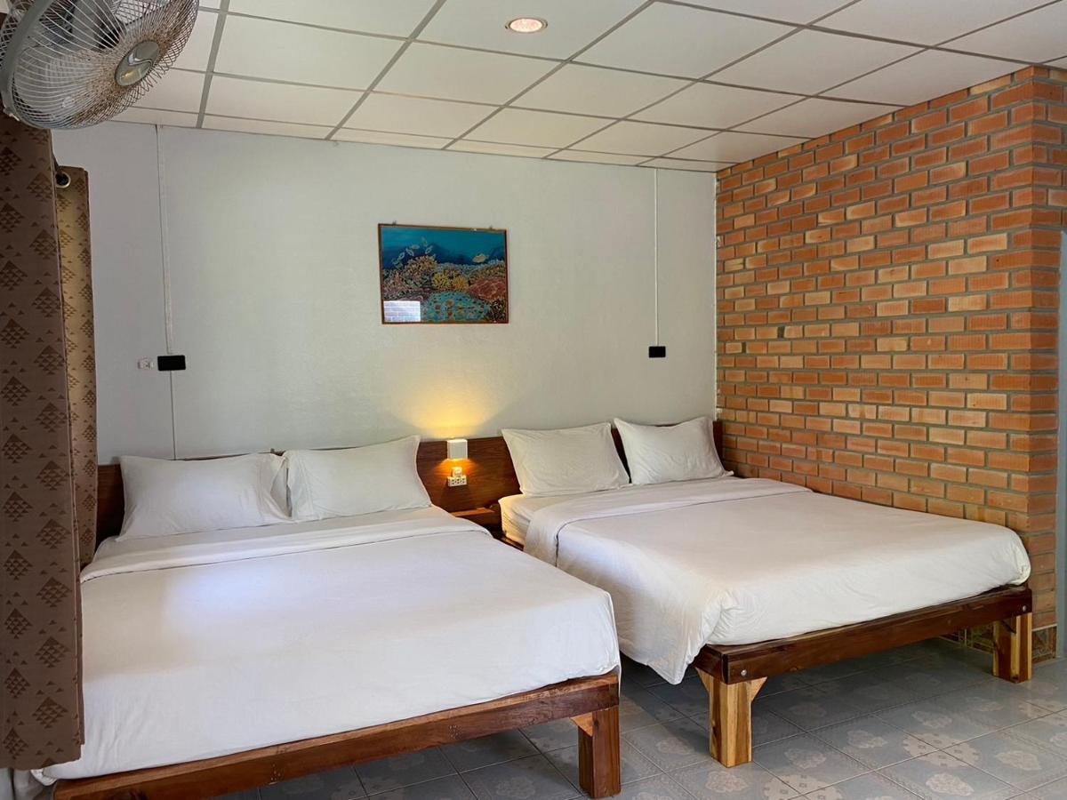 Coconut Bungalow Nai Yang Ngoại thất bức ảnh