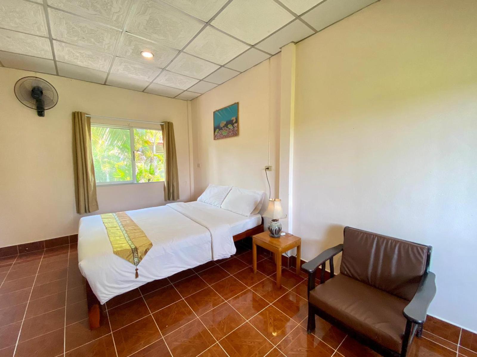 Coconut Bungalow Nai Yang Ngoại thất bức ảnh