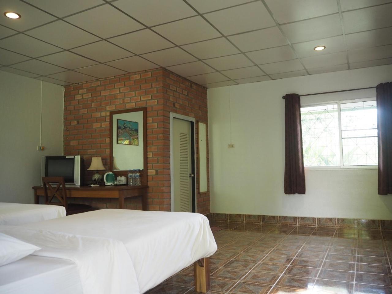 Coconut Bungalow Nai Yang Ngoại thất bức ảnh